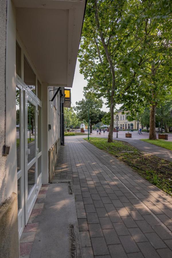Your Apartment Makó Zewnętrze zdjęcie